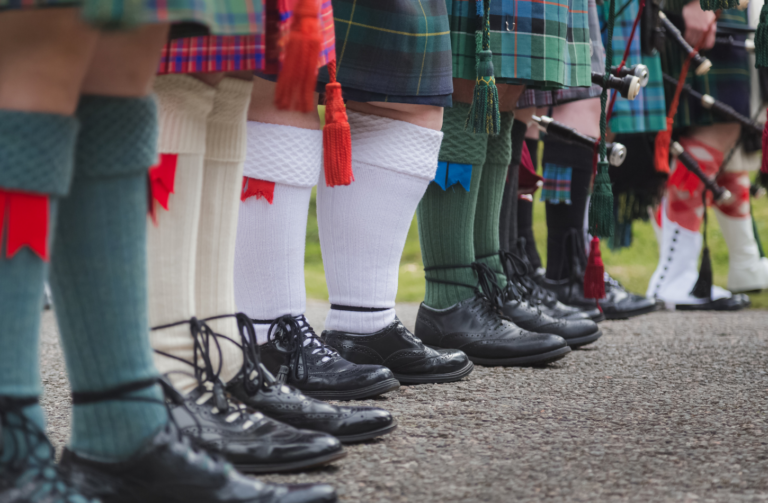 How to wear kilt socks FREE UK delivery
